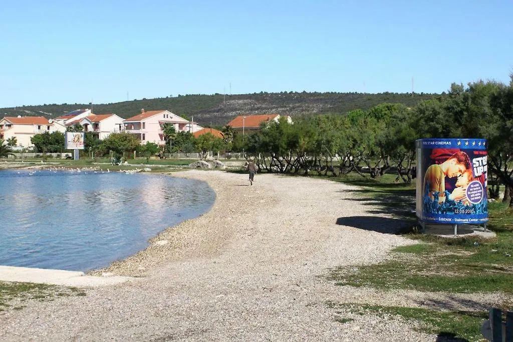 Apartmani Sime - 1 Sukosan 0*,  Croatia